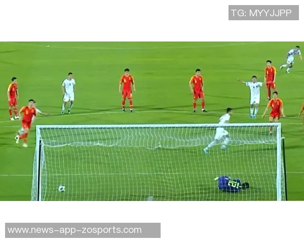 乌度卡回顾比赛:抢球拼抢激烈久违的场面让人振奋 乌度卡回顾比赛:抢球拼抢激烈久违的场面让人振奋